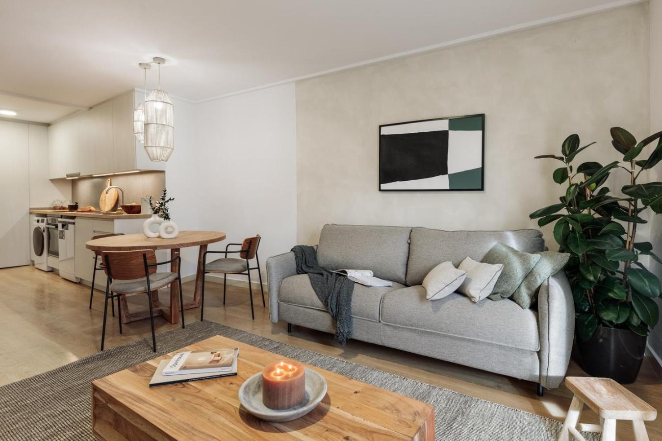 Canet - 1 Bedroom In Ciutat Vella Apartment Barcelona