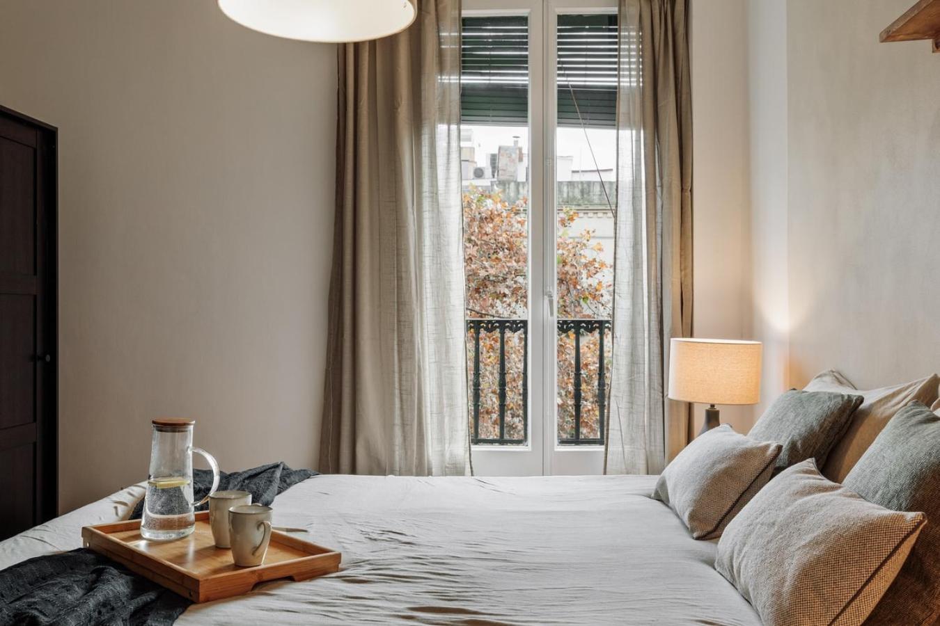 Canet - 1 Bedroom In Ciutat Vella Apartment Barcelona